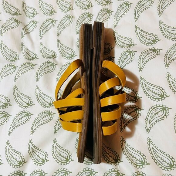 Franco Sarto Graceleigh Mustard Yellow Strappy Sandals Pull On Slides 8 - Picture 10 of 14